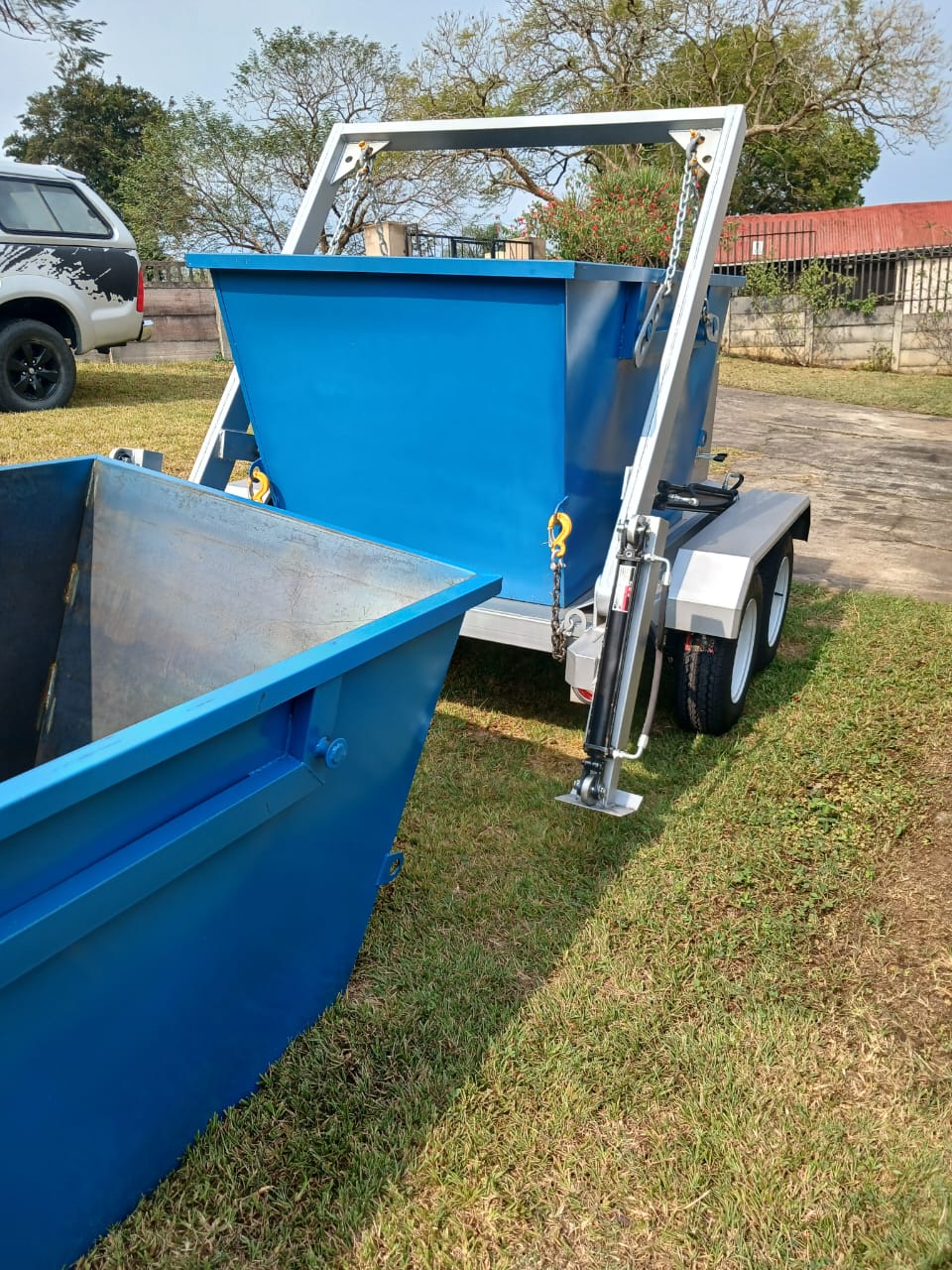Mini skip trailer for workshop waste collection